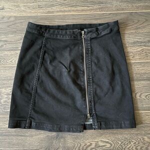 Free People Black Mini Pencil Skirt with Zipper Slit